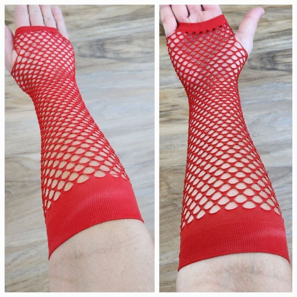 💜Red Fishnet Fingerless Gloves - Picture 4 of 4